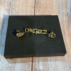 Vintage Gold Floral Pin and Earrings Set Item #PHK578